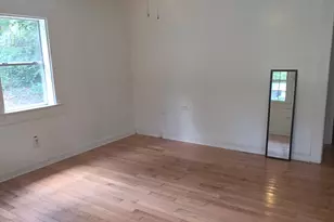 220 N Richmond St, Milledgeville, GA 31061 - Photo 2