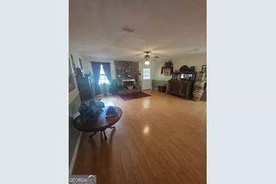 227 Colonial Drive, Baxley, GA 31513 - Photo 4