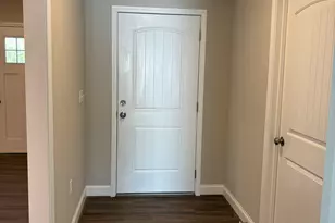 221 Buckingham Parc Cir, East Dublin, GA 31027 - Photo 14
