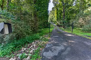 121 Hunt Rd, Lagrange, GA 30241 - Photo 4