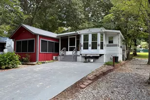 66 Maple Wood Ln, Cleveland, GA 30528 - Photo 2