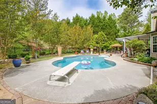 374 Persimmon Dr, Sharpsburg, GA 30277 - Photo 48