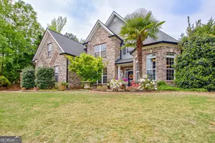 374 Persimmon Dr, Sharpsburg, GA 30277 - Photo 4