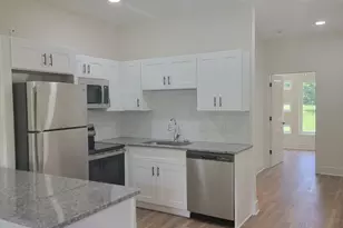 1351 Brewster St, Atlanta, GA 30310 - Photo 2