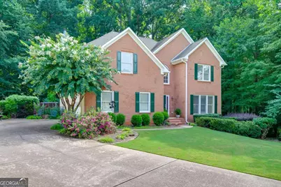651 Sweetfern Lane, Buford, GA 30518 - Photo 2