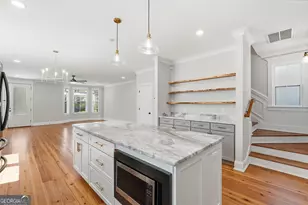 766 E Park Ave, Savannah, GA 31401 - Photo 12