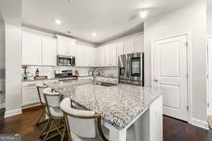 985 Shelnutt Dr, Marietta, GA 30060 - Photo 18