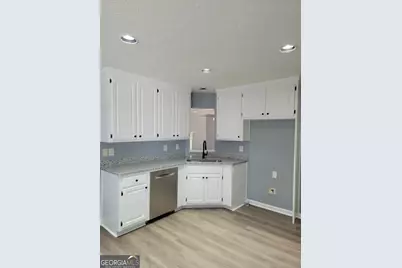 146 Poplar Way, Winder, GA 30680 - Photo 2