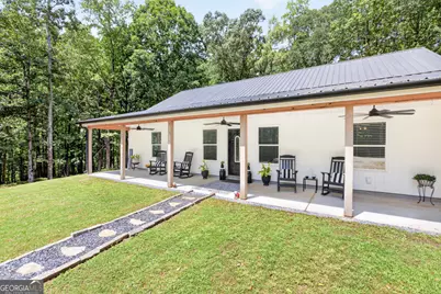 206 Lake Oglethorpe Drive, Arnoldsville, GA 30619 - Photo 2