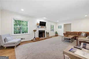 4715 Ridgeview Rd, Dunwoody, GA 30338 - Photo 8