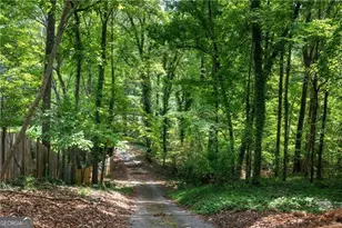 4715 Ridgeview Rd, Dunwoody, GA 30338 - Photo 24