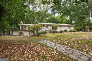 4715 Ridgeview Rd, Dunwoody, GA 30338 - Photo 4