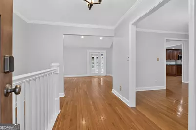 415 Forest Hills Drive, Sandy Springs, GA 30342 - Photo 6