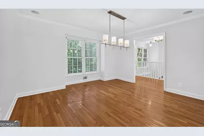 415 Forest Hills Drive, Sandy Springs, GA 30342 - Photo 16