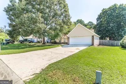 117 Cherren Dale Drive, Warner Robins, GA 31088 - Photo 2