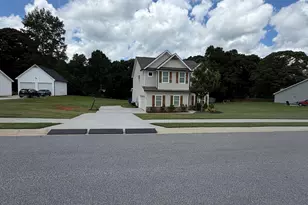 355 Webb Mdws Dr, Jefferson, GA 30549 - Photo 34