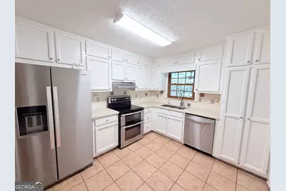 1731 Sundale Drive, Lawrenceville, GA 30046 - Photo 2