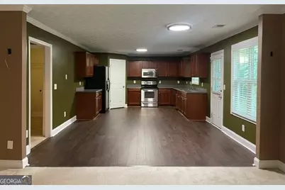 5861 Fairington Farms Lane, Lithonia, GA 30038 - Photo 6