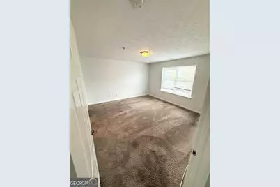 10201 Fairington Ridge Circle, Lithonia, GA 30038 - Photo 18