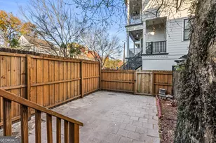 1402 Jefferson St, Savannah, GA 31401 - Photo 24