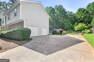 35 Hidden Brook Trail, Newnan, GA 30265 - Photo 4