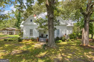 1404 W Main St, Bowersville, GA 30516 - Photo 2