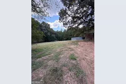 219 Rogers Circle, Barnesville, GA 30204 - Photo 4
