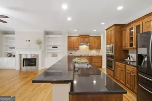 1262 Brickton Dr NW, Atlanta, GA 30318 - Photo 12
