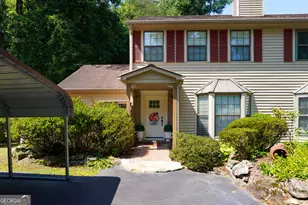 199 Stornoway Dr, Clayton, GA 30525 - Photo 2