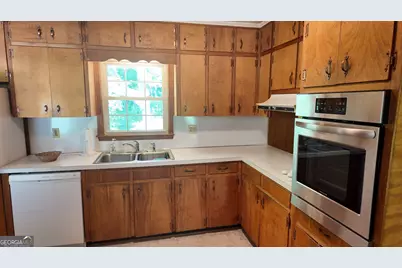 757 Virginia Circle, Forest Park, GA 30297 - Photo 10