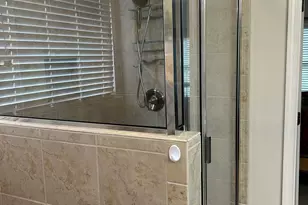 2215 Collins Ridge Dr, Atlanta, GA 30318 - Photo 22
