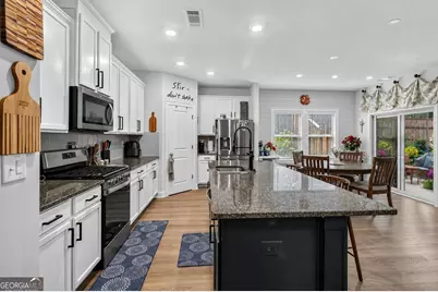 3625 Summerpoint Crossing, Cumming, GA 30028 - Photo 4