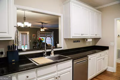 136 Wisteria Drive, Winder, GA 30680 - Photo 8