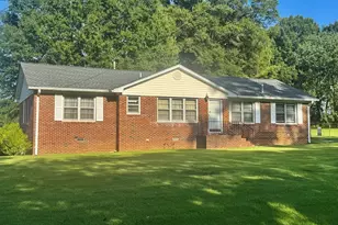 296 Goodwin Dr, Summerville, GA 30747 - Photo 2