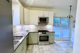 1439 Cambridge Common, Decatur, GA 30033 - Photo 18