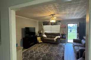 76 Burketts Ferry Rd, Hazlehurst, GA 31539 - Photo 6