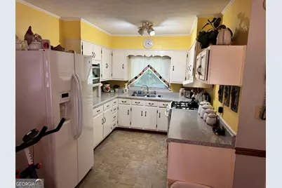 209 Mobley Street, Griffin, GA 30223 - Photo 6