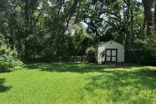 209 Mobley St, Griffin, GA 30223 - Photo 10