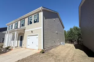 460 Oakwood Dr NW, Milledgeville, GA 31061 - Photo 2