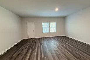 460 Oakwood Dr NW, Milledgeville, GA 31061 - Photo 6