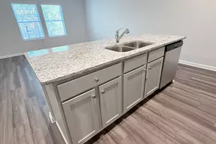 460 Oakwood Dr NW, Milledgeville, GA 31061 - Photo 4
