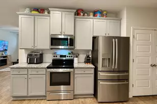 896 Crescent Ln, Griffin, GA 30224 - Photo 12