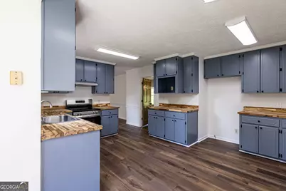 2197 N Jefferson Street NE, Milledgeville, GA 31061 - Photo 16