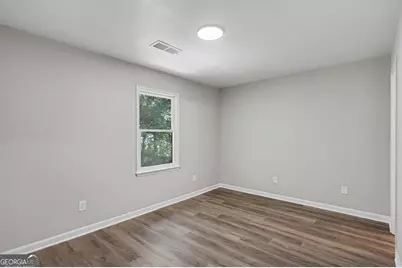 637 Hunting Creek Lane SE, Conyers, GA 30013 - Photo 18