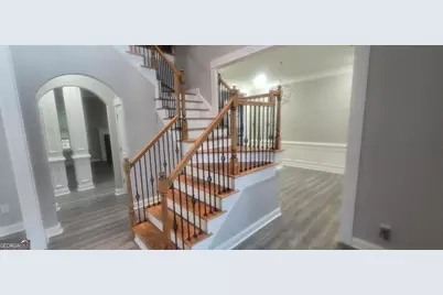 5715 Southcrest Lane, Lithonia, GA 30038 - Photo 2