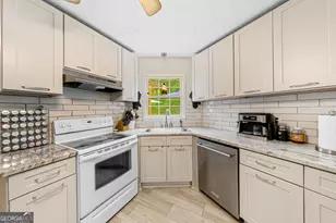 2460 Arbour Trace Terrace, Suwanee, GA 30024 - Photo 10