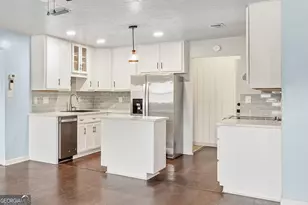 338 Charles St, Saint Marys, GA 31558 - Photo 8