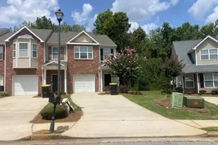 112 Chastain Cir, Newnan, GA 30263 - Photo 2