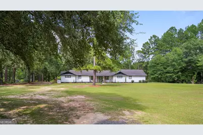 130 Austin Court, Jesup, GA 31545 - Photo 2
