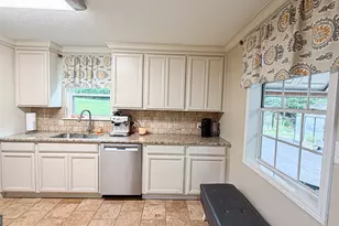 11 Edgewater Ct, Griffin, GA 30223 - Photo 44